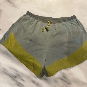 Lululemon Evergreen high-rise shorts